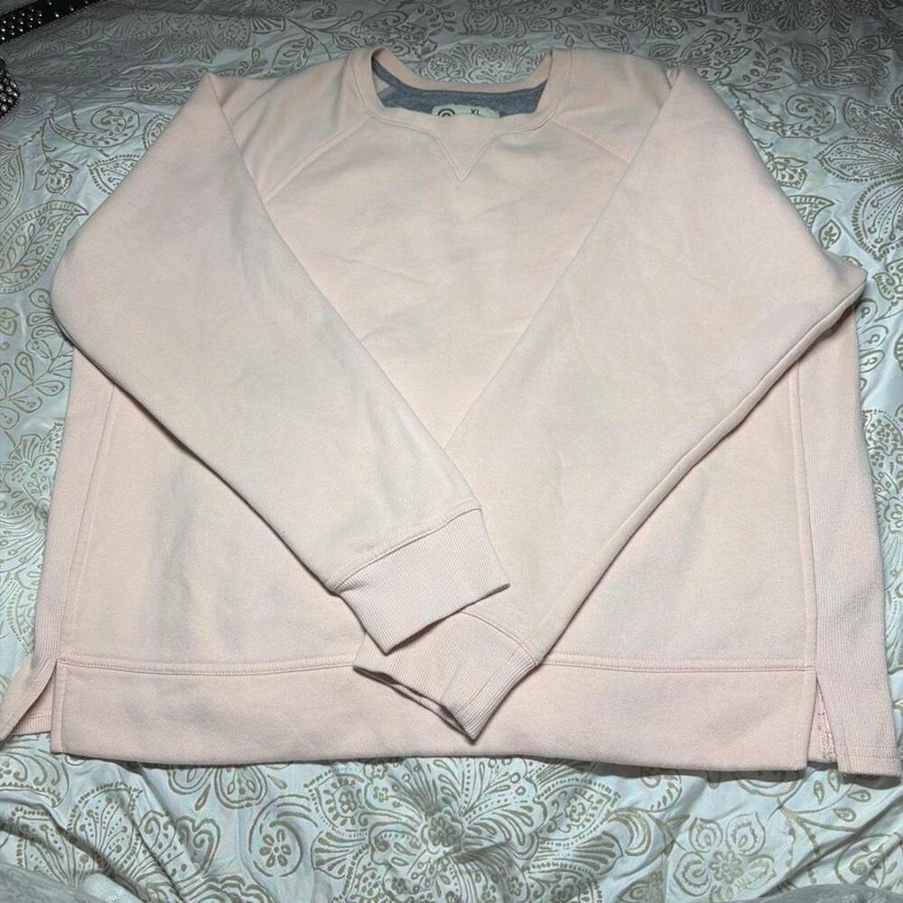 Light pink crewneck sweatshirt loungewear
